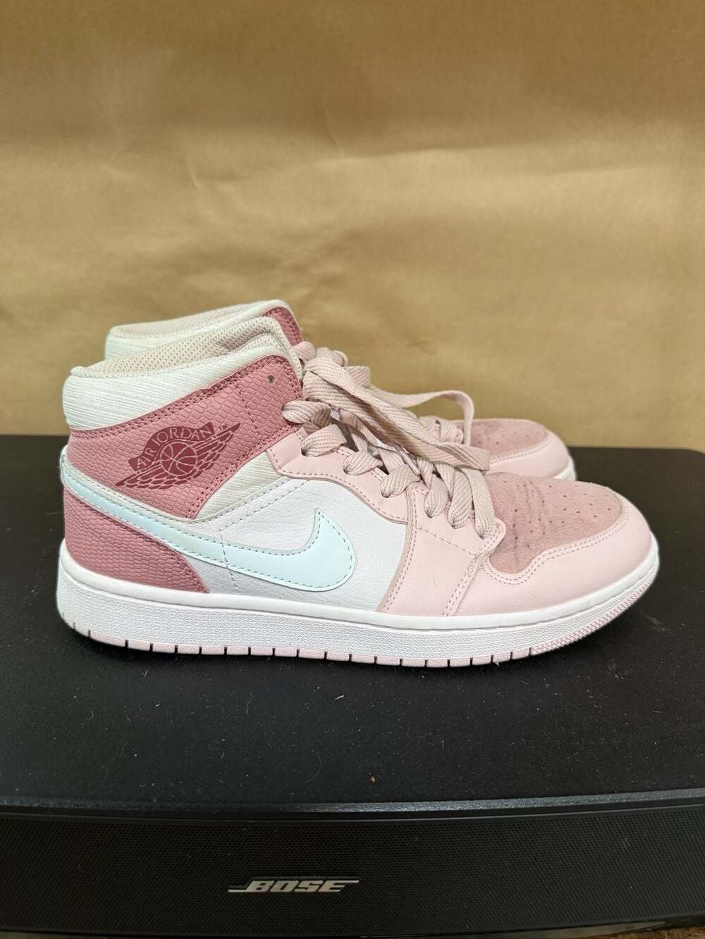 Nike Air Jordan 1 Mid Digital Pink Size 8.5 CW5379-600